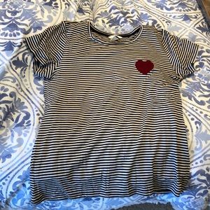 H&M Maternity/Nursing Short Sleeve top